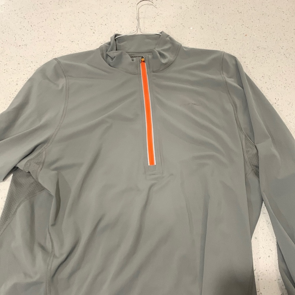 Patagonia Active wear 1/4 Zip large good condition Grey and Orange